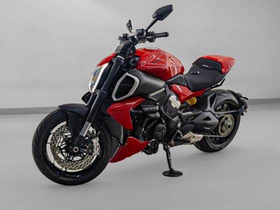 DUCATI DIAVEL V4 DUCATI DIAVEL V4